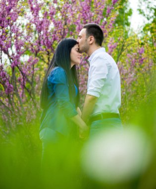 Romantik Çift birlikte iyi vakit geçiriyor