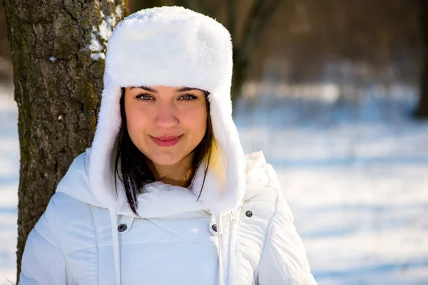 Porträtt Vacker Flicka Vintertid — Stockfoto