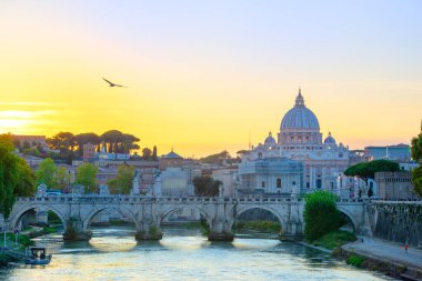 Harika görünümü St Peter Katedrali, Roma, İtalya