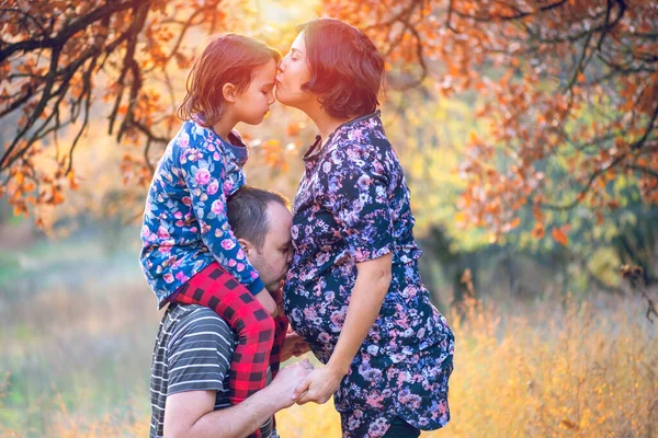 Familiy Waiting Second Child — Stock Photo, Image