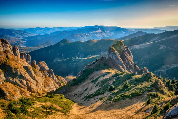 Landschaft Den Rumänischen Karpaten Ciucas Gebirge Einem Sonnigen Herbsttag — Stockfoto