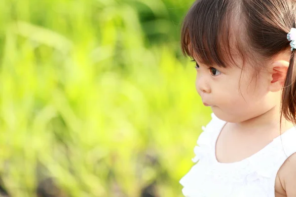 Sorridente ragazza giapponese (1 anno di età ) — Foto Stock