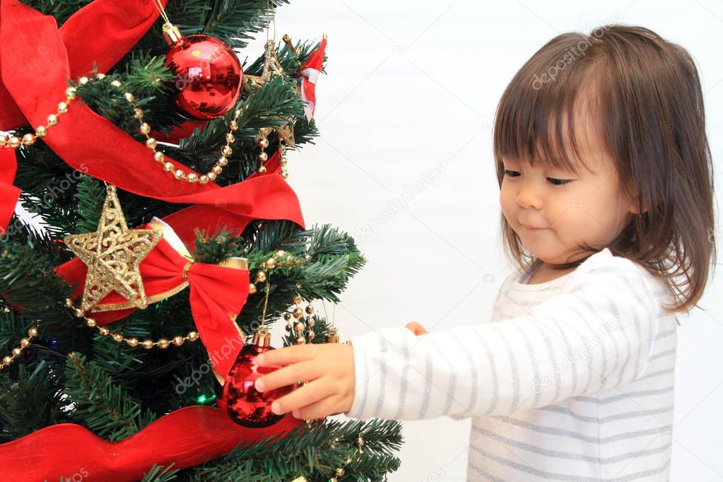 Christmas tree and Japanese girl (2 years old)