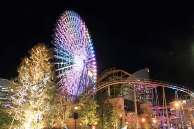 Yokohama cosmo Dünya: Kanagawa, Japan (gece çekimi)