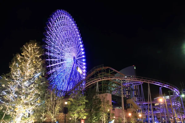 Svět cosmo Yokohama Kanagawa, Japonsko (Noční scéna) — Stock fotografie