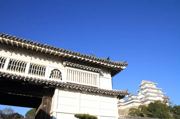 城堡门口的姬路城堡在日本兵库县姬路市 — 图库照片