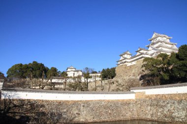 Himeji Kalesi ve hendeğe Himeji, Hyogo, Japonya