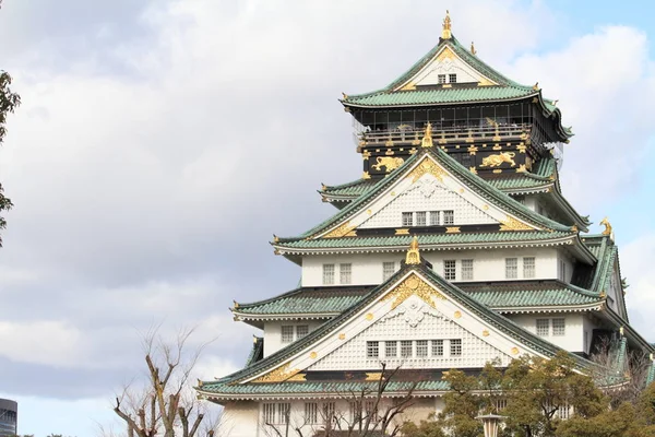 Torre del castillo de Osaka castillo en Osaka, Japón —  Fotos de Stock