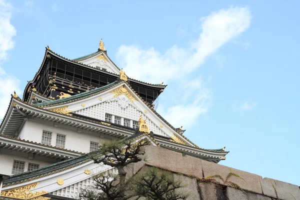 Torre del castillo de Osaka castillo en Osaka, Japón —  Fotos de Stock