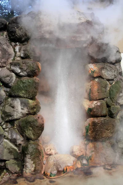 Tatsumaki jigoku (infierno) en Beppu, Oita, Japón — Foto de Stock