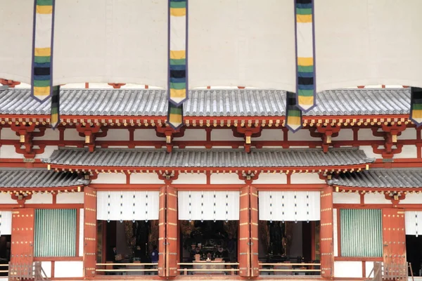 Huvudsakliga hall av Yakushi ji i Nara, Japan — Stockfoto