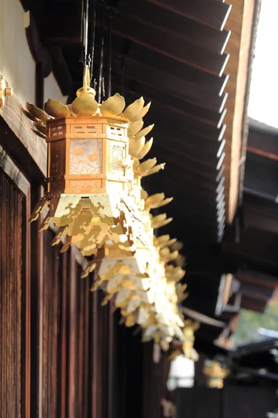 Japanska lyktor i Shimogamo altare, Kyoto, Japan — Stockfoto