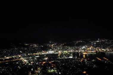 Nagasaki, Japonya üstünden mount Inasa gece görünümü