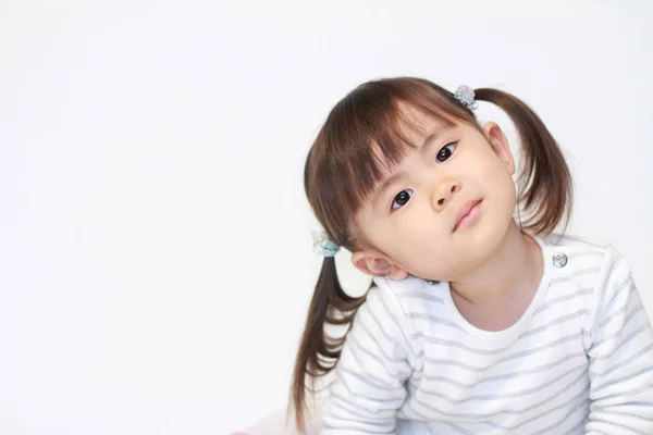 Sorridente ragazza giapponese (2 anni ) — Foto Stock