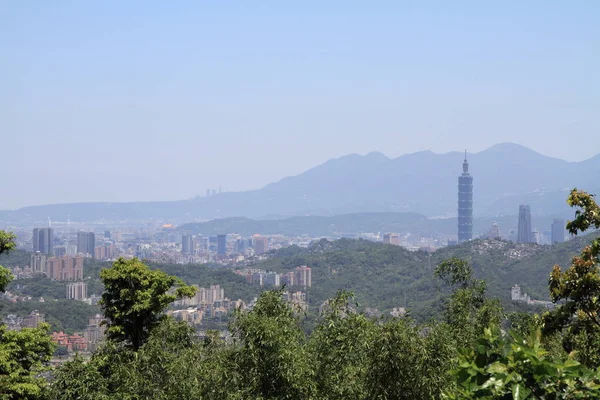 台北 101 や猫空、台湾から台北市の都市景観 — ストック写真