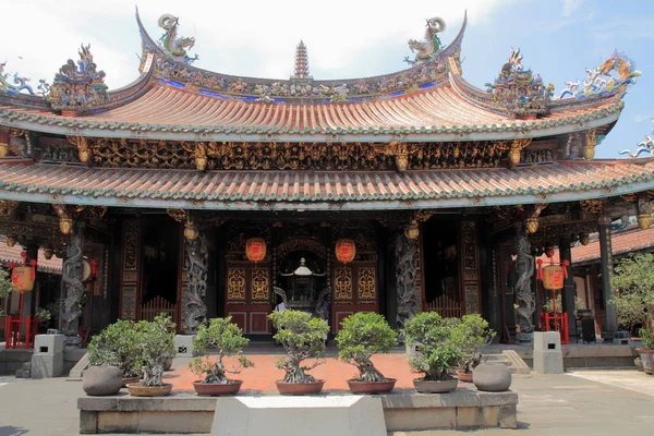 Dalongdong Paoan templet i Taipei, Taiwan — Stockfoto