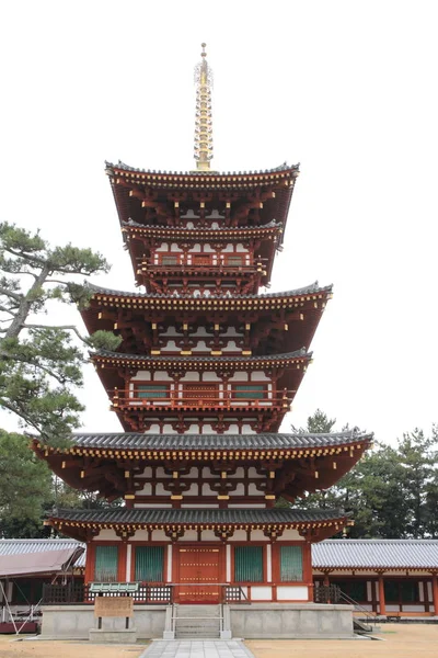 Westturm von yakushi ji in nara, japan — Stockfoto