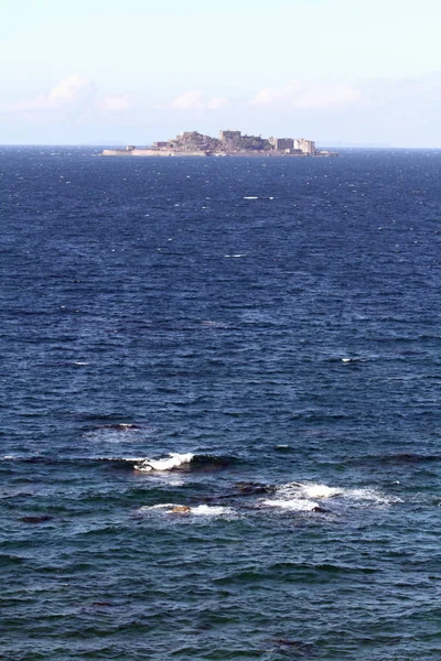 Gunkan jima (isla acorazada) en Nagasaki, Japón — Foto de Stock