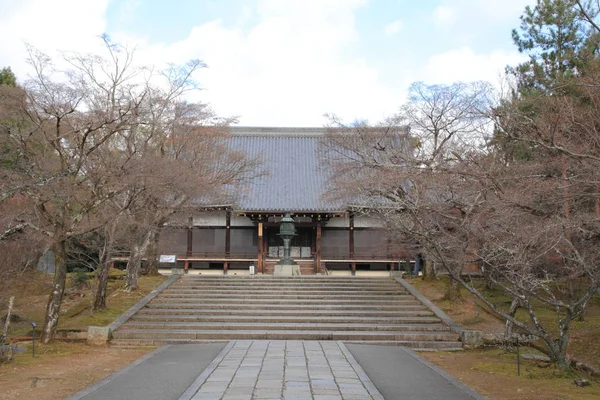 Corredor principal de Ninna ji em Kyoto, Japão — Fotografia de Stock