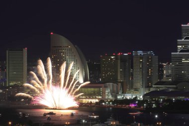 Fireworks uygulamasında Yokohama bağlantı noktası Festivali, Kanagawa, Japonya