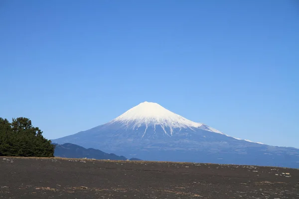 Mt. Fuji, vista de Mihono Matsubara em Shizuoka, Japão — Fotografia de Stock