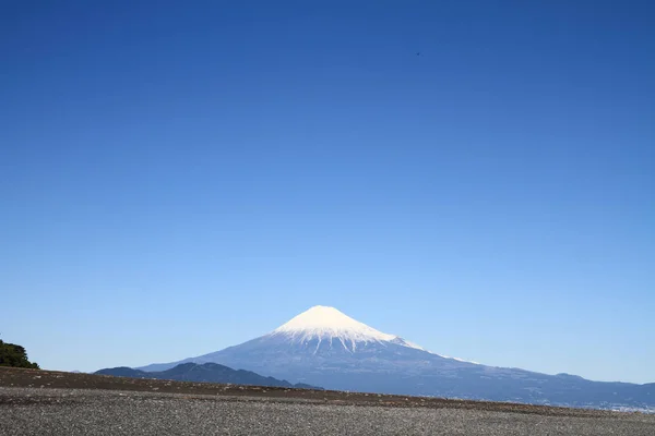 富士山は、静岡県の三保松原からの眺め — ストック写真