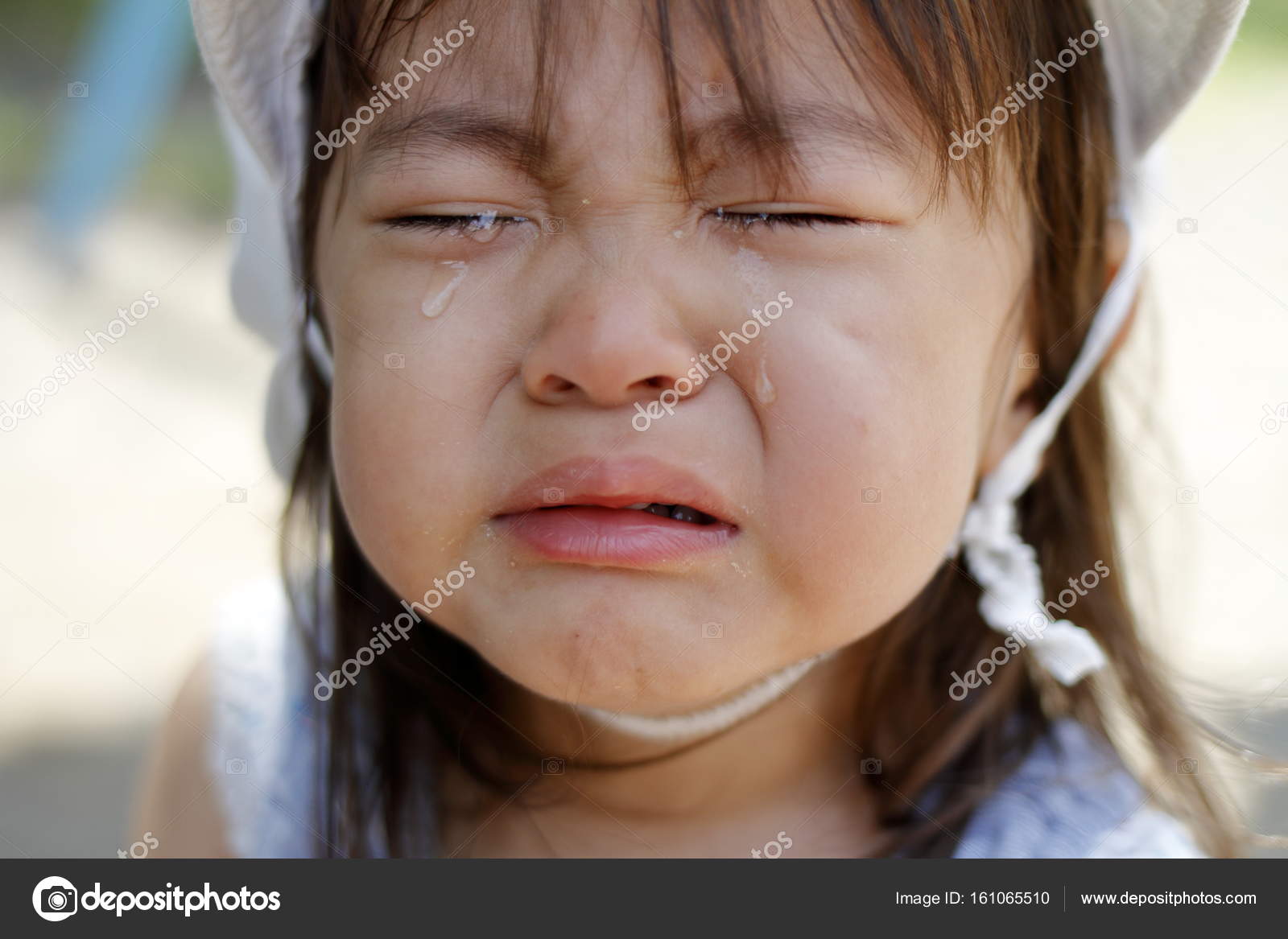 Японская девочка плачет. Японская девочка плачет. Японская девочка плачет. Японка плачет. Японская девочка плачет.