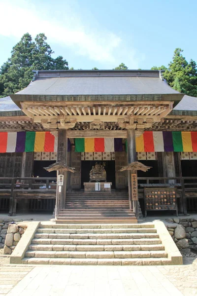 Główny hall Risshaku ji (Yamadera) w Yamagata, Japonia — Zdjęcie stockowe
