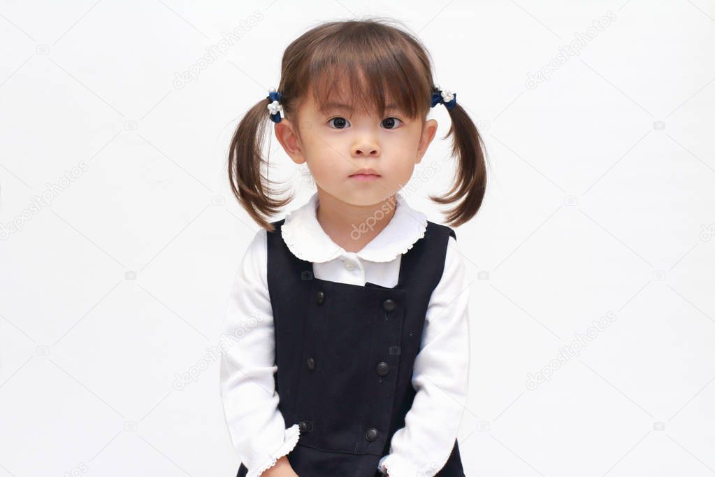 Japanese girl in formal wear (2 years old)