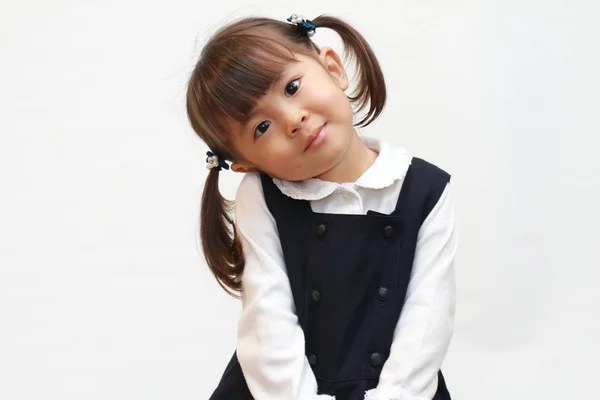 Japanese girl in formal wear (2 years old) — Stock Photo, Image