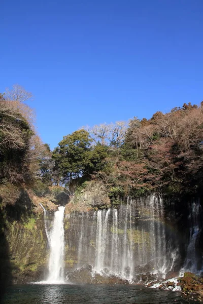 白瀑布在日本静冈 — 图库照片