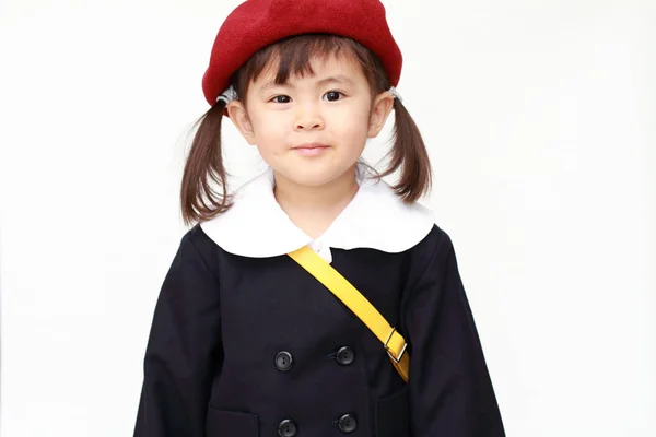 Japonesa chica en kindergarten uniforme (3 años de edad ) —  Fotos de Stock