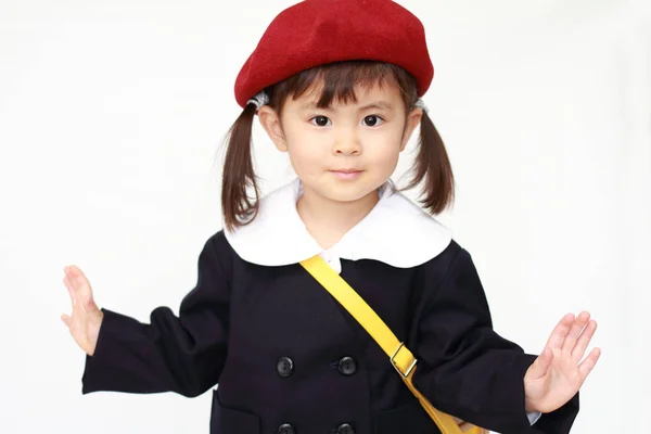 Japansk flicka på dagis enhetliga (3 år gammal) — Stockfoto