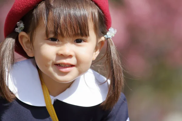 Japanese girl in kindergarten uniform (3 years old) — Stock Photo, Image