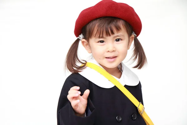 Japanisches Mädchen in Kindergartenuniform (3 Jahre alt)) — Stockfoto
