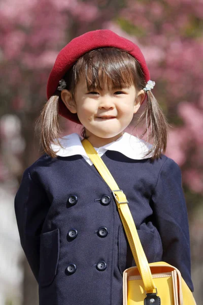 Japanese girl in kindergarten uniform (3 years old) — Stock Photo, Image