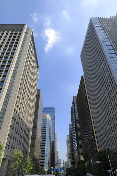 Empreiteiros de construção em Marunouchi, Tokyo, Japão — Fotografia de Stock