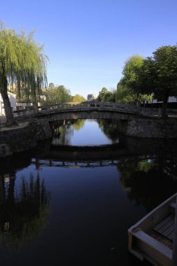 Okayama, Japonya 'daki Kurashiki Bikan tarihi bölgesi (sabah sahnesi)