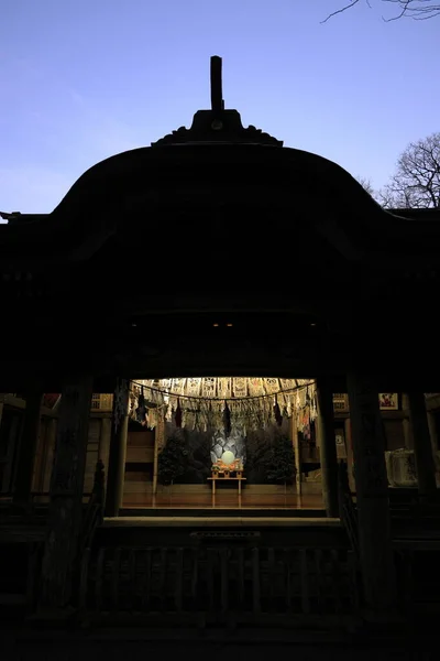 Dance hall of Amano iwato shrine west building, Miyazaki, Japan (before dawn) — Stock Photo, Image