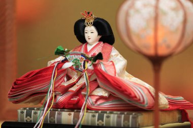 Hina bebek (kadın bebek) Hina Festivali