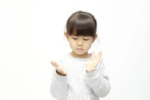 Japanese Girl Playing Cat Cradle White Back Years Old — Stock Photo, Image