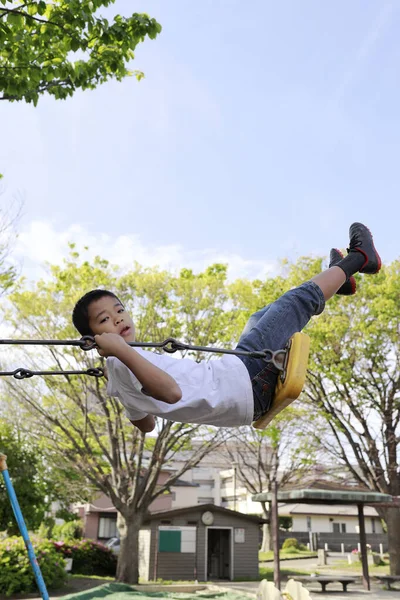 Japanese Boy Swing Fifth Grade Elementary School — Stock Photo, Image