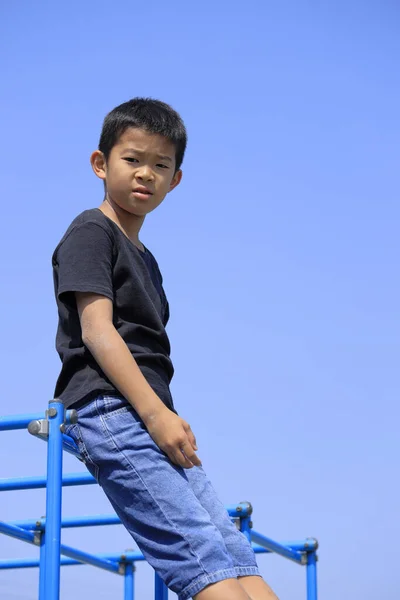 Japonský Chlapec Džungli Tělocvičně Pátá Třída Základní Škole — Stock fotografie