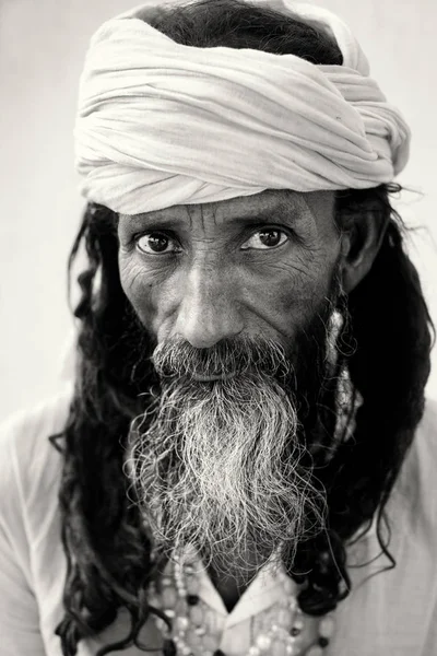 Kimliği belirsiz eski Müslüman erkek — Stok fotoğraf