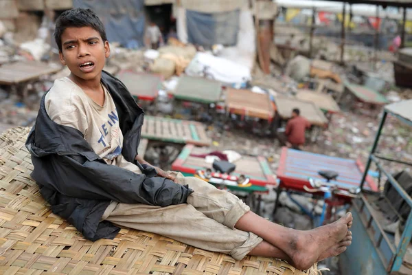 Ragazzo di strada non identificato — Foto Stock