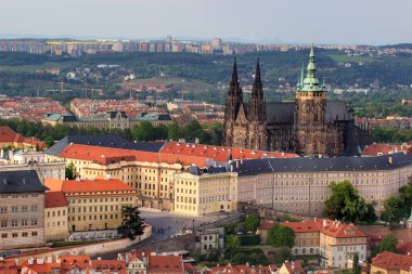 Prag Kalesi ve Saint Vitus Katedrali, Çek Cumhuriyeti. Panoramik görünüm