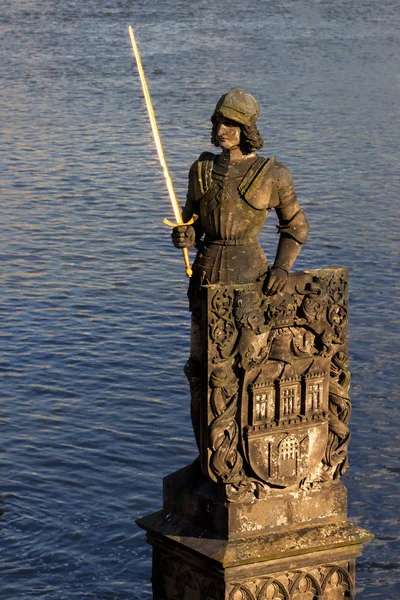 Estatua en el Puente de Carlos, Praga, República Checa —  Fotos de Stock
