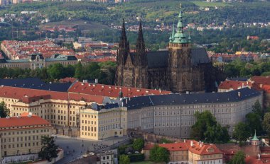 Prag Kalesi ve Saint Vitus Katedrali, Çek Cumhuriyeti. Panoramik görünüm
