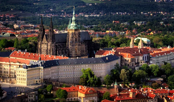 Castillo de Praga y Catedral de San Vito, República Checa. Vista panorámica — Foto de Stock