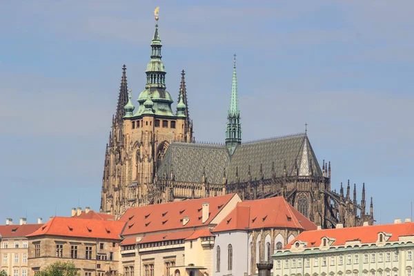 Praha, hrad a katedrála sv. Víta. Česká republika — Stock fotografie